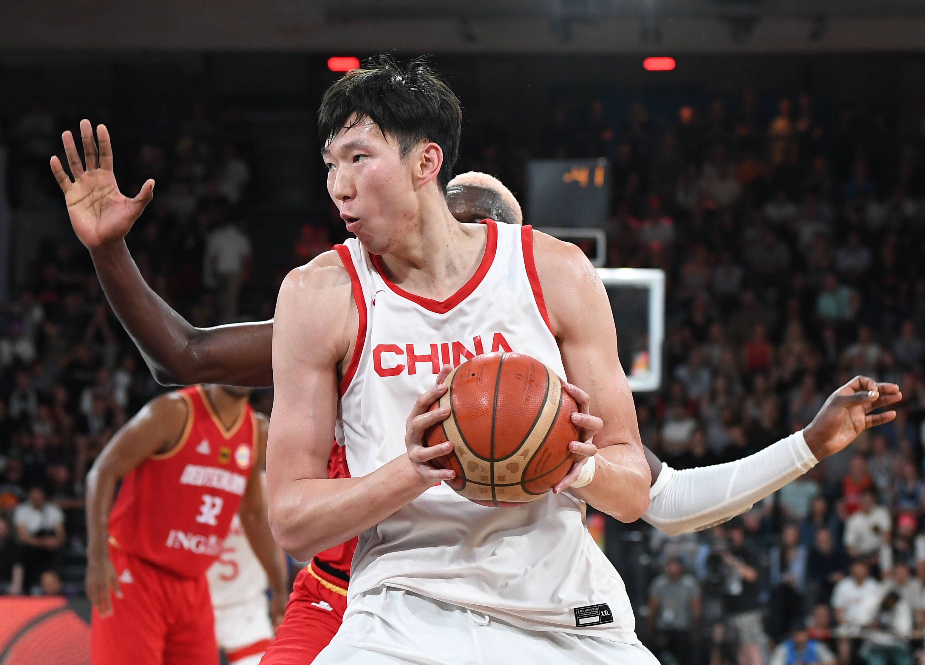 罗马联赛上一轮主场2-0击败那不勒斯，避免连败情况的出现，重返胜轨，士气得以提升。